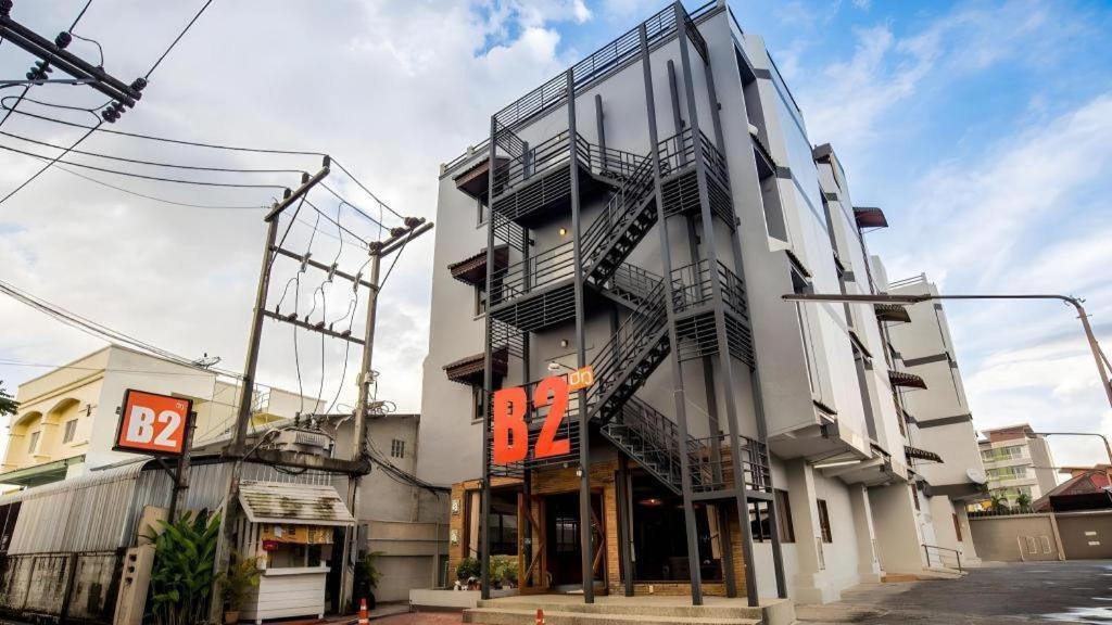 B2 Chiang Rai Night Bazaar Boutique & Budget Hotel Exteriör bild