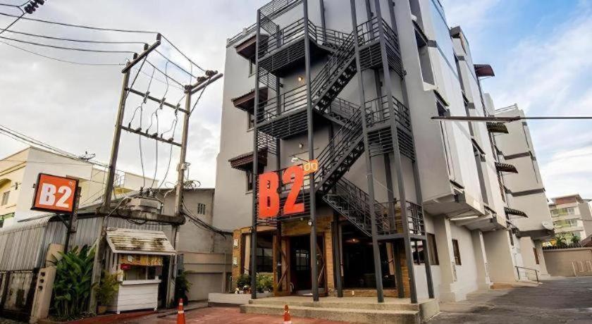 B2 Chiang Rai Night Bazaar Boutique & Budget Hotel Exteriör bild