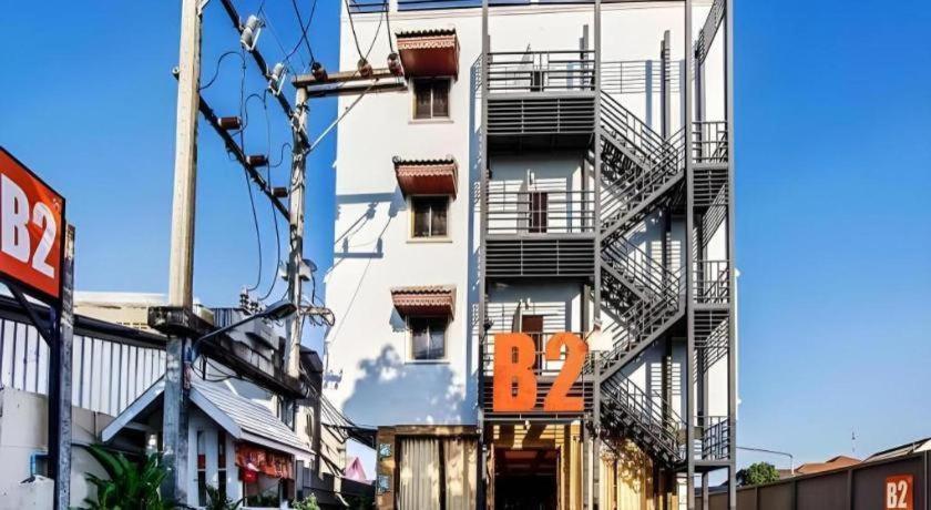 B2 Chiang Rai Night Bazaar Boutique & Budget Hotel Exteriör bild