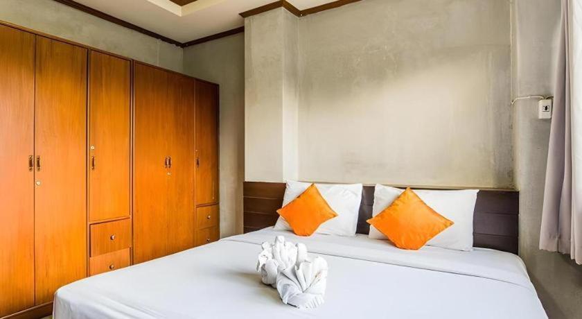 B2 Chiang Rai Night Bazaar Boutique & Budget Hotel Exteriör bild